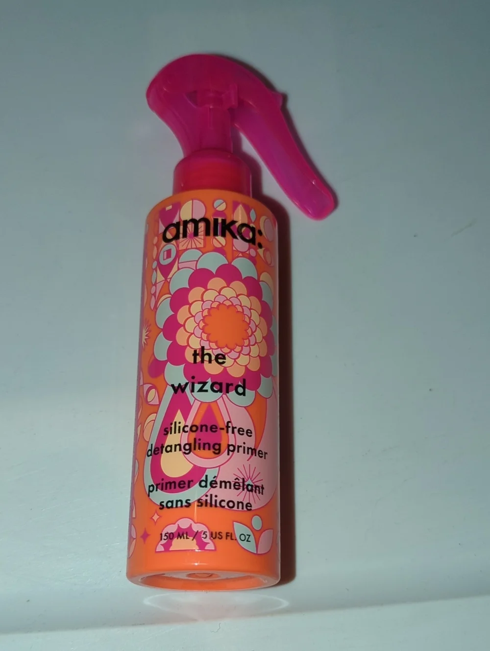amika The Wizard Detangling Primer - Pink & Orange